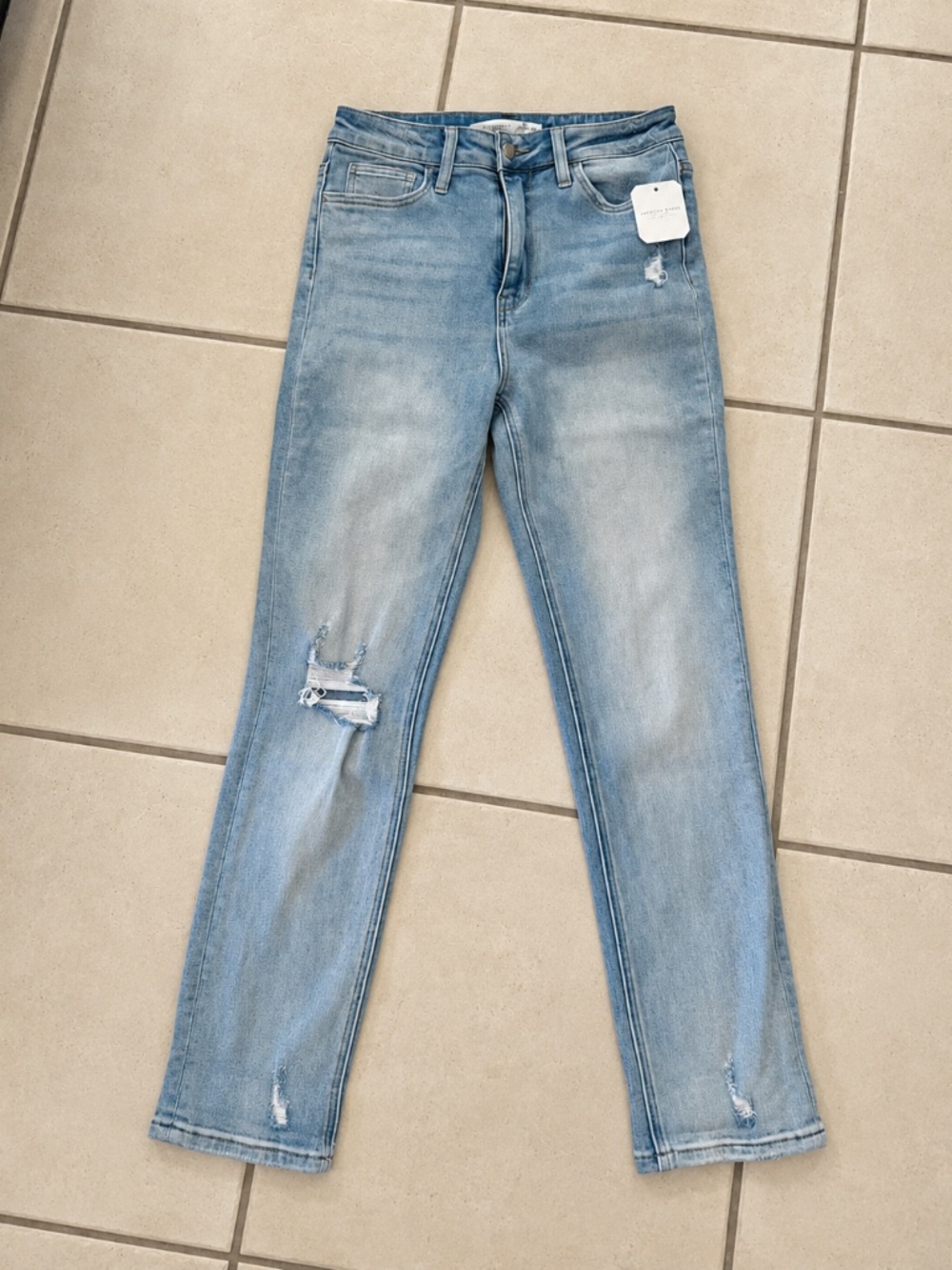 NWT Altar'd State Light Wash Distressed Skinny Jeans Women's Size 28